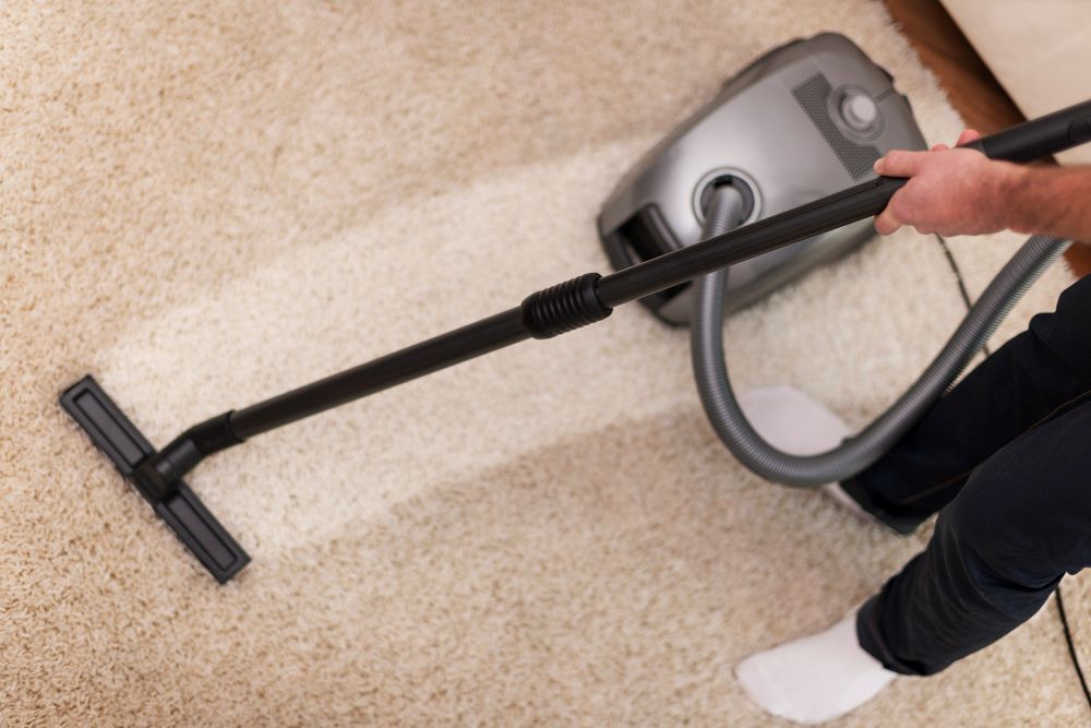 UK carpet cleaning guide showing deep cleaning steps